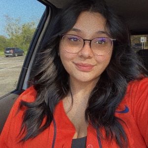 Meet your Posher, Anakaren